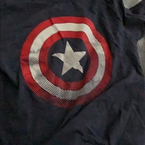 Marvel Avengers shirt size LG